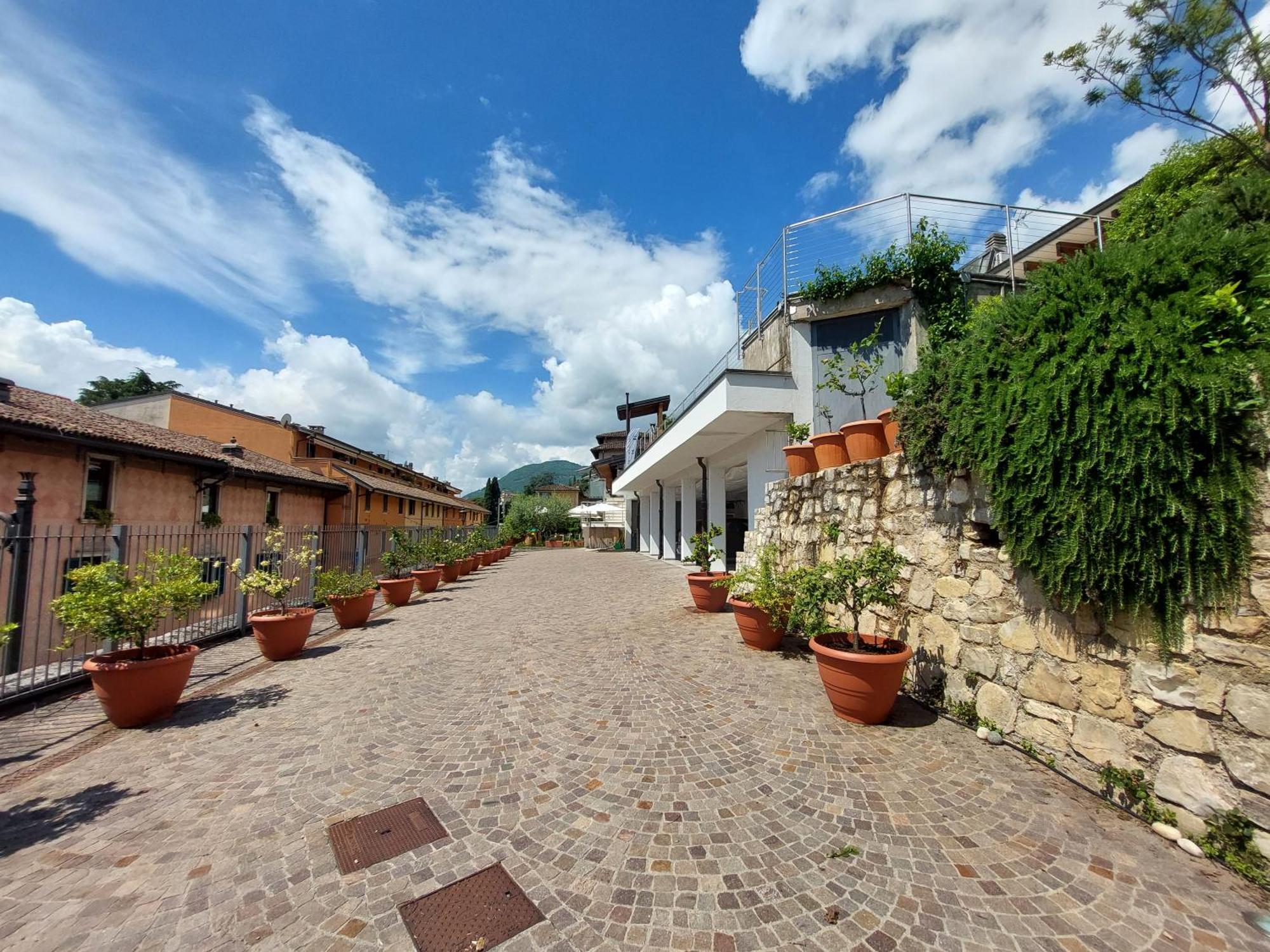 Pizzocolo Resort Fasano Gardone Riviera Luaran gambar